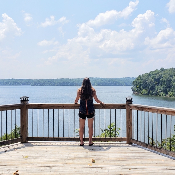 Meet your Posher, Bryli - Picture 1 of 1